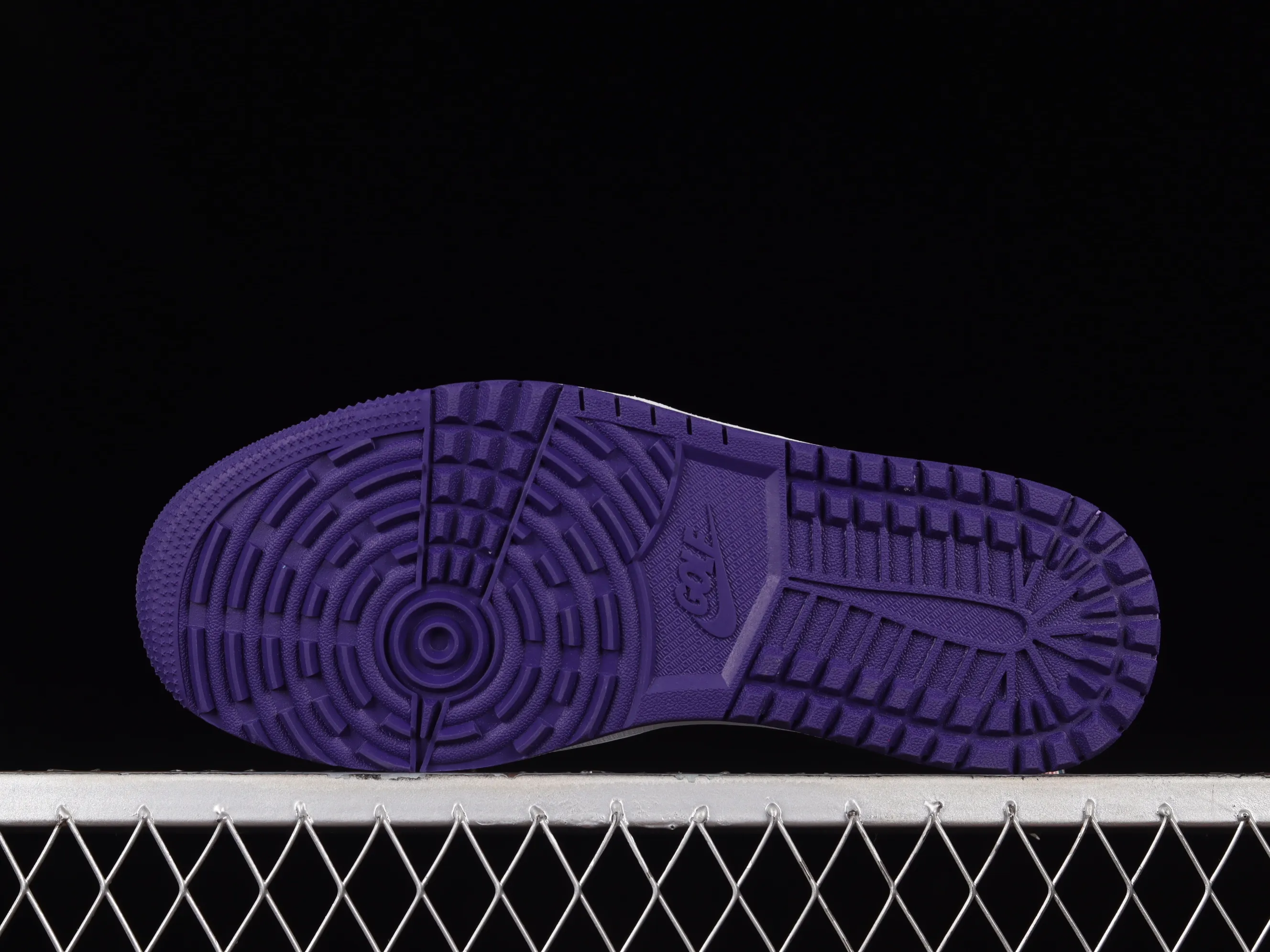 All categories Air Jordan Jordan series basketball shoes Air Jordan 1 Low G version pure original Air Jordan 1 Low Golf "White Purple" AJ1 Joe 1 new golf version white and purple color DD9315-105